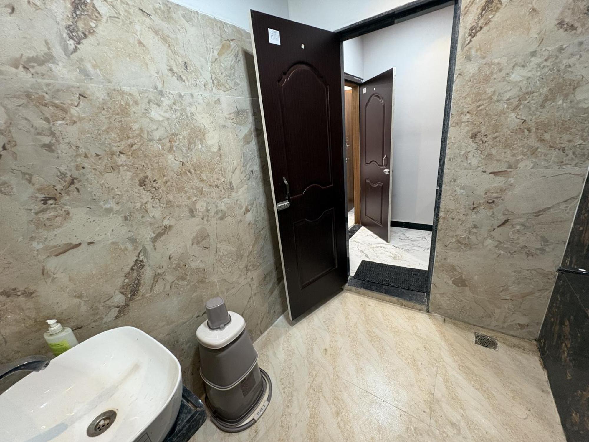 Shree Trilokeshwar Guest House Ujjain Exteriör bild