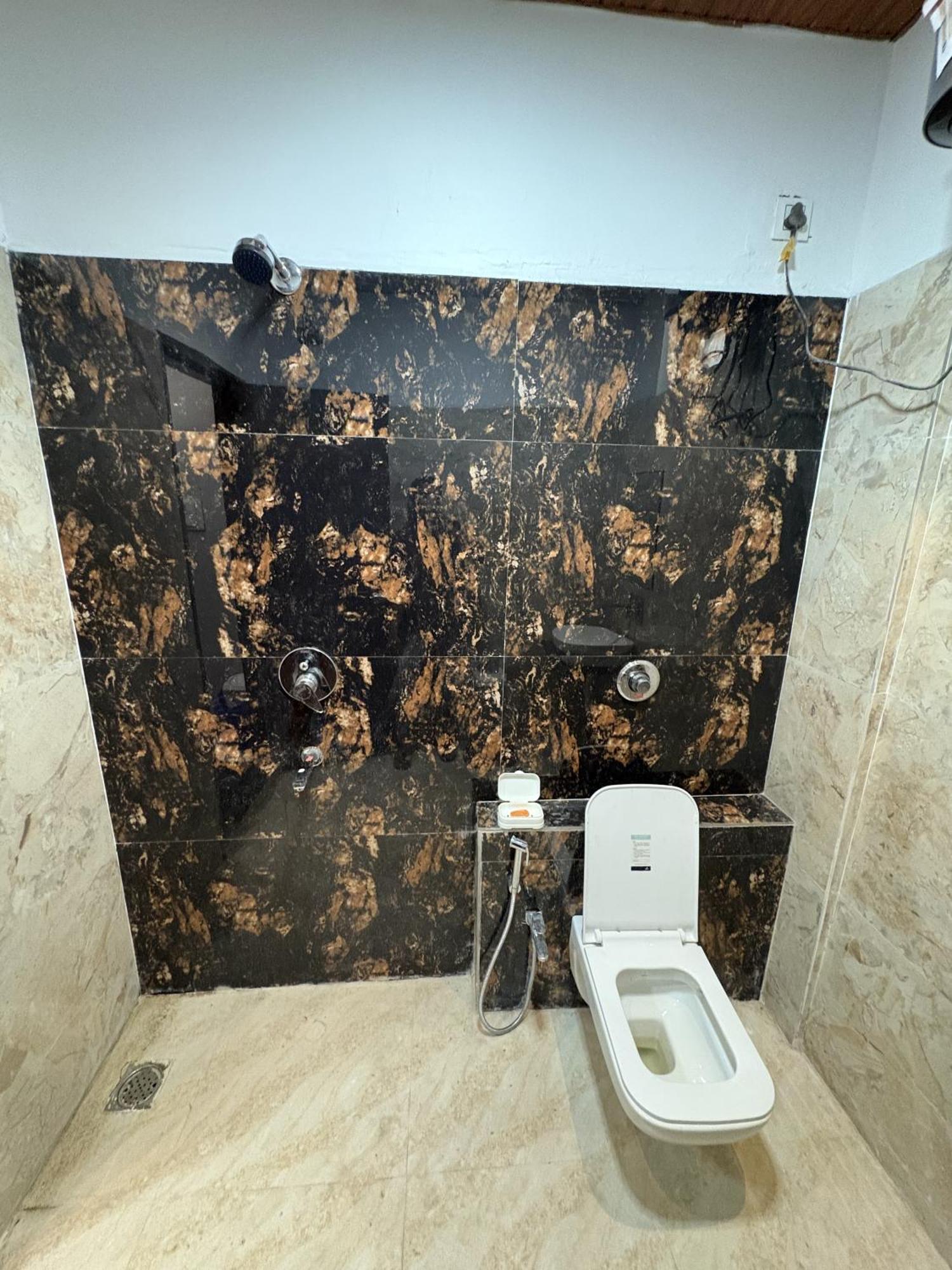 Shree Trilokeshwar Guest House Ujjain Exteriör bild